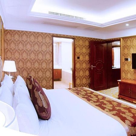 Royal Duke Cherrabah Hotel Zhongshan Zhongshan  Εξωτερικό φωτογραφία