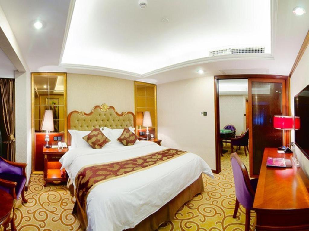 Royal Duke Cherrabah Hotel Zhongshan Zhongshan  Εξωτερικό φωτογραφία