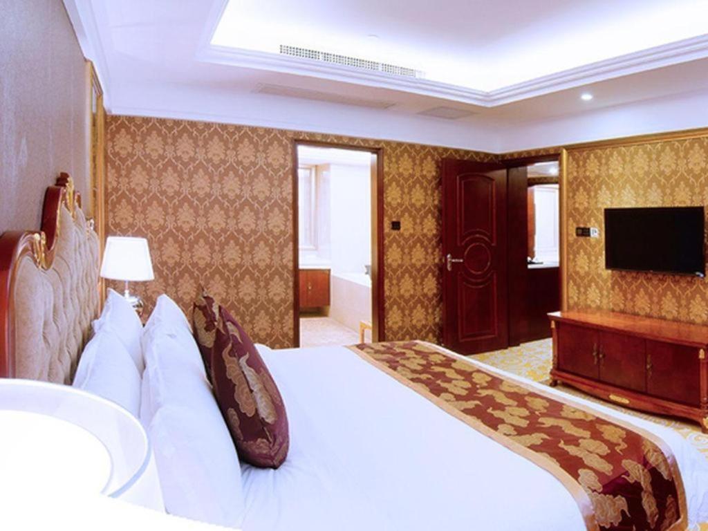 Royal Duke Cherrabah Hotel Zhongshan Zhongshan  Εξωτερικό φωτογραφία