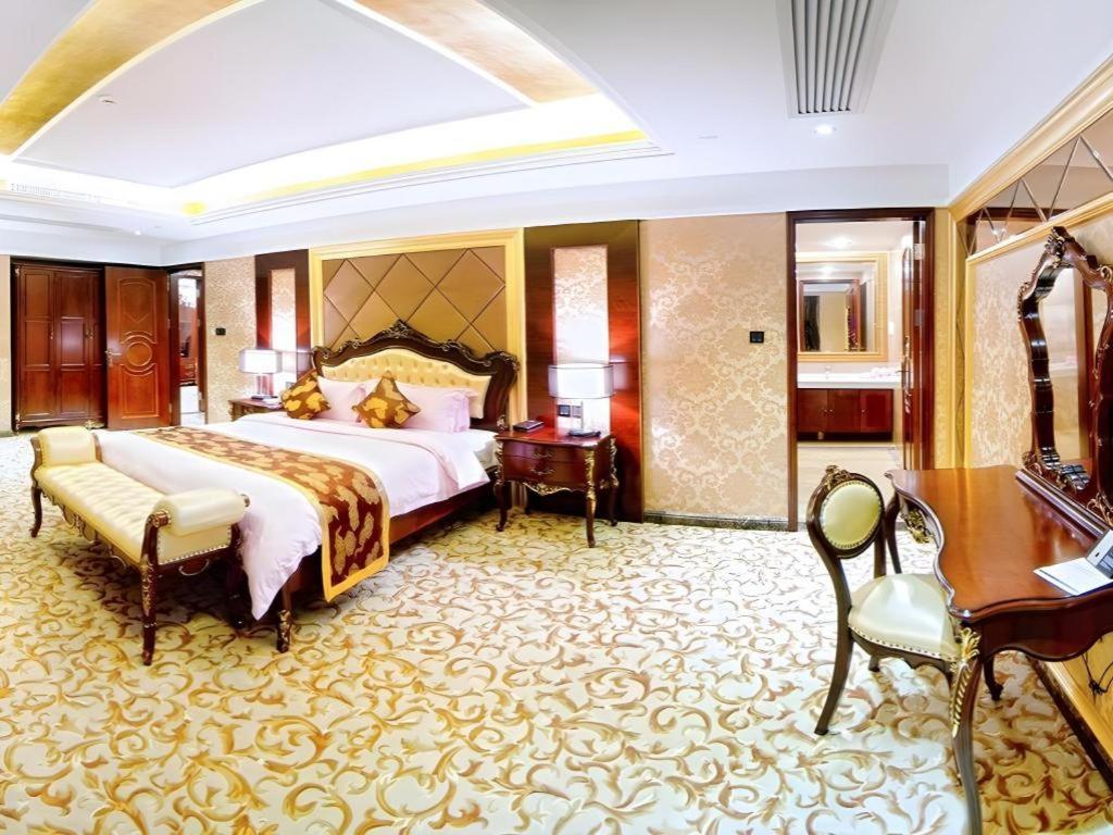 Royal Duke Cherrabah Hotel Zhongshan Zhongshan  Εξωτερικό φωτογραφία