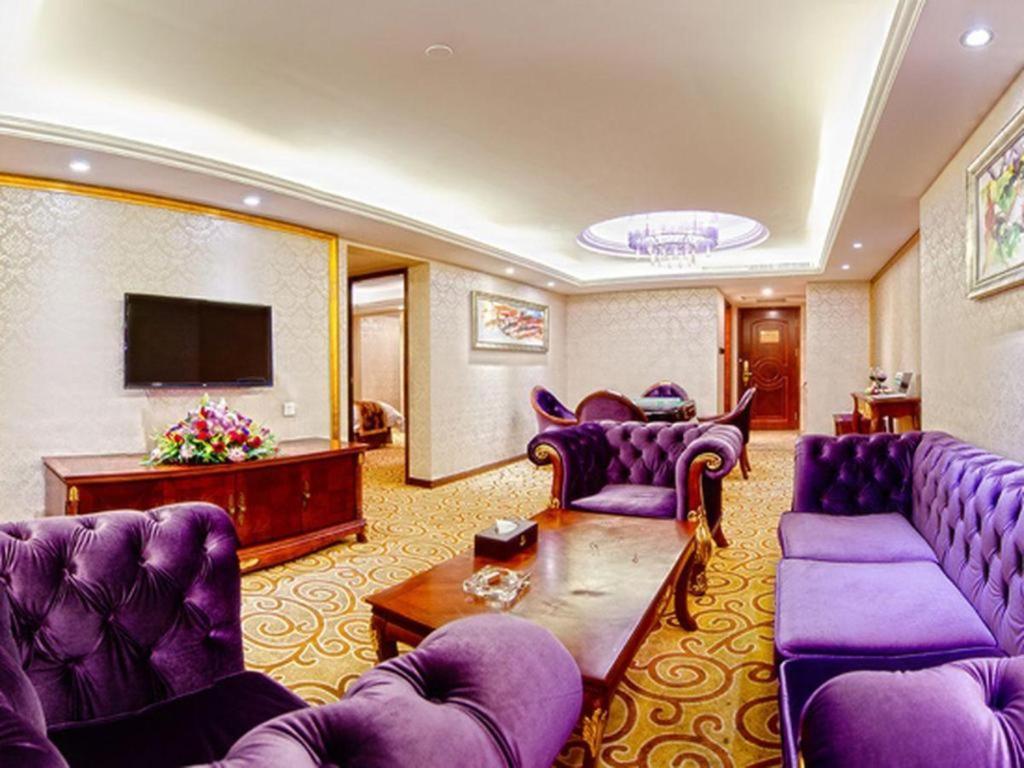 Royal Duke Cherrabah Hotel Zhongshan Zhongshan  Εξωτερικό φωτογραφία